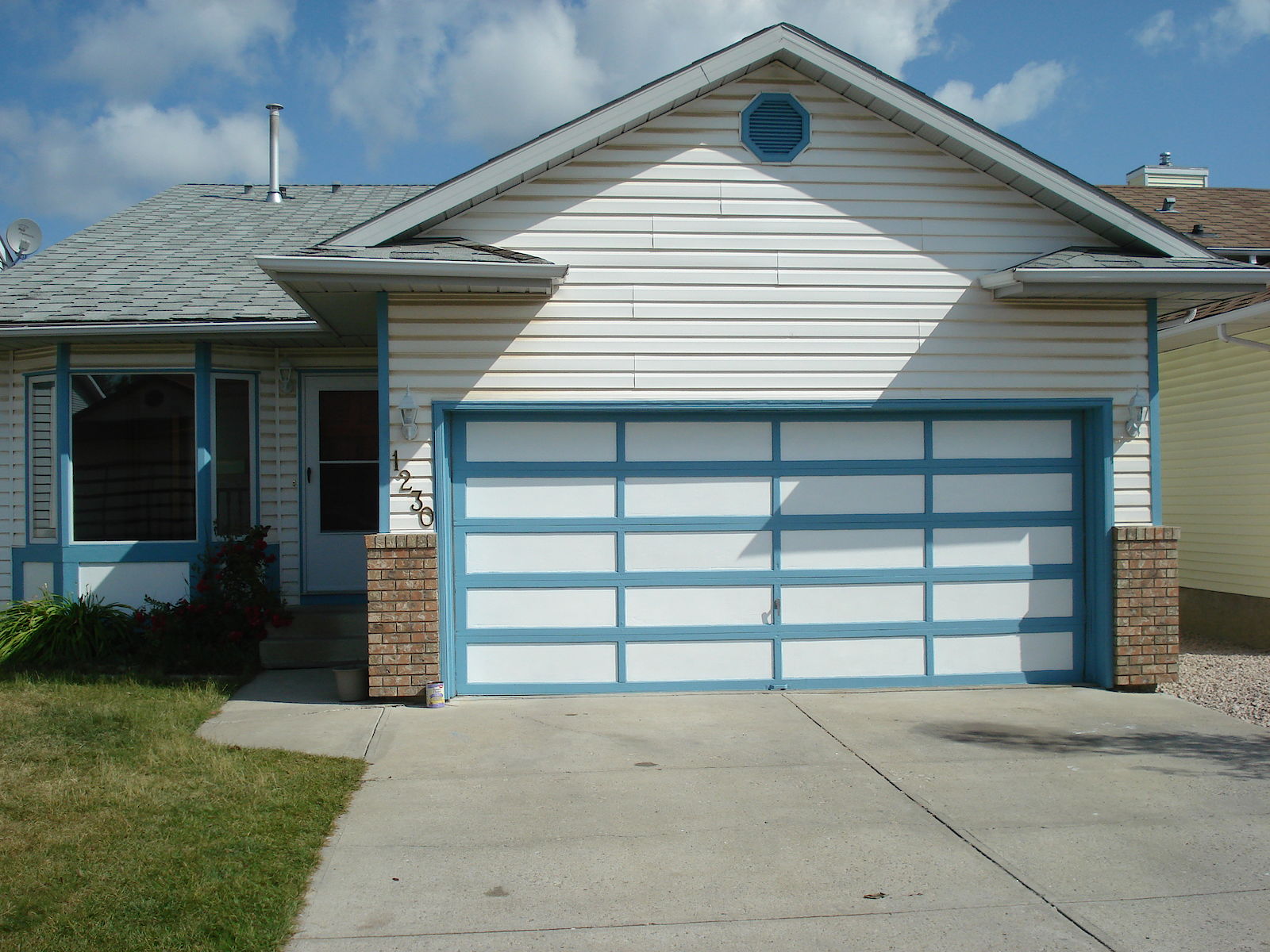 Calgary 4 + Den bedrooms House for rent. Property photo: 454930-1