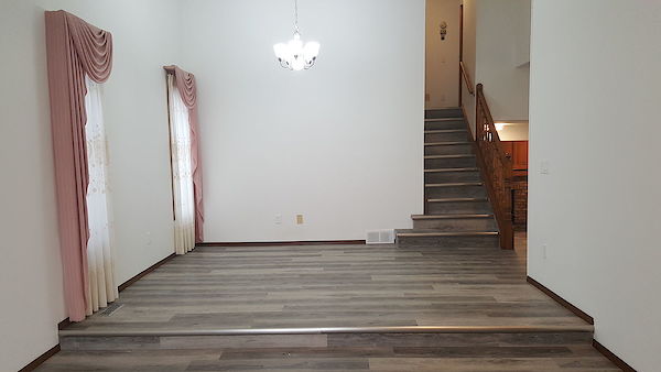 Calgary 4 + Den bedrooms House for rent. Property photo: 454930-2