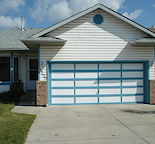 SANDSTONE 2000+ SF RENOVATED 4-LEVEL SPLIT HOUSE