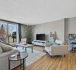 Bright & Spacious 2 Bedroom Condo in Glamorgan!