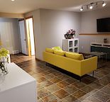 Exquisite 2 Bedroom Legal Basement Suite (Warm and comfortable configuration )