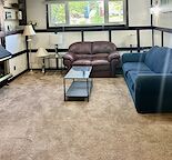 Minutes to UofC, SAIT  + quick to d/t, 3 bdm suite lower level of house