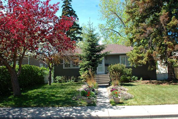 Calgary 5 bedrooms House for rent. Property photo: 456380-2