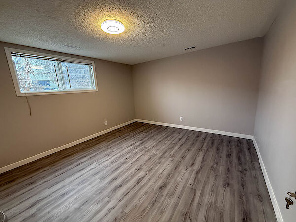 Calgary 3 bedrooms Room For Rent for rent. Property photo: 458087-3