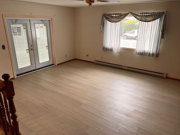 Calgary 3 bedrooms Main Floor for rent. Property photo: 458654-2