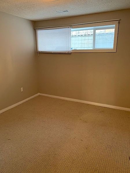 Calgary 2 bedrooms Basement for rent. Property photo: 459963-2