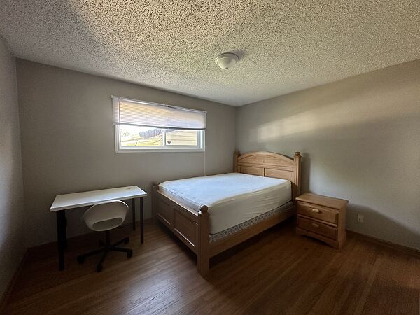 Calgary 1 bedroom Room For Rent for rent. Property photo: 460256-2