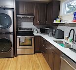 Mainfloor Bedroom  for Rent – (brentwood,  university of Calgary)