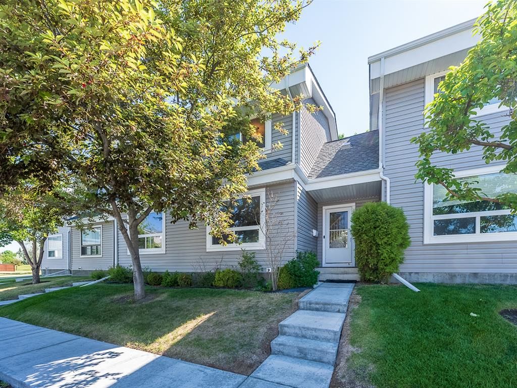 Calgary 3 bedrooms Townhouse for rent. Property photo: 460488-1