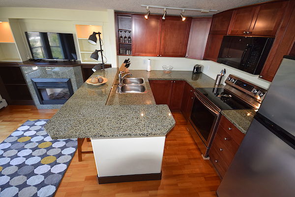 Calgary 1 bedroom Condo Unit for rent. Property photo: 461466-2