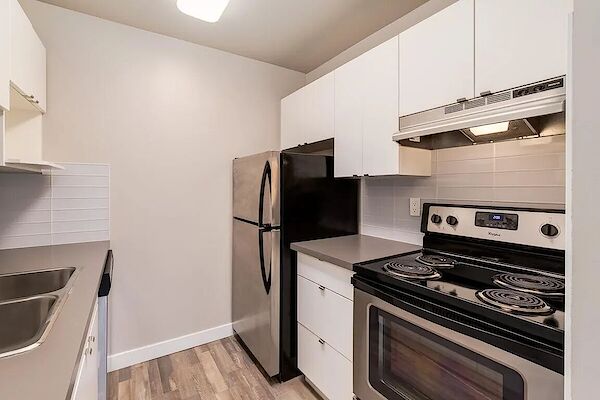 Calgary 1 bedrooms Apartment for rent. Property photo: 462352-2