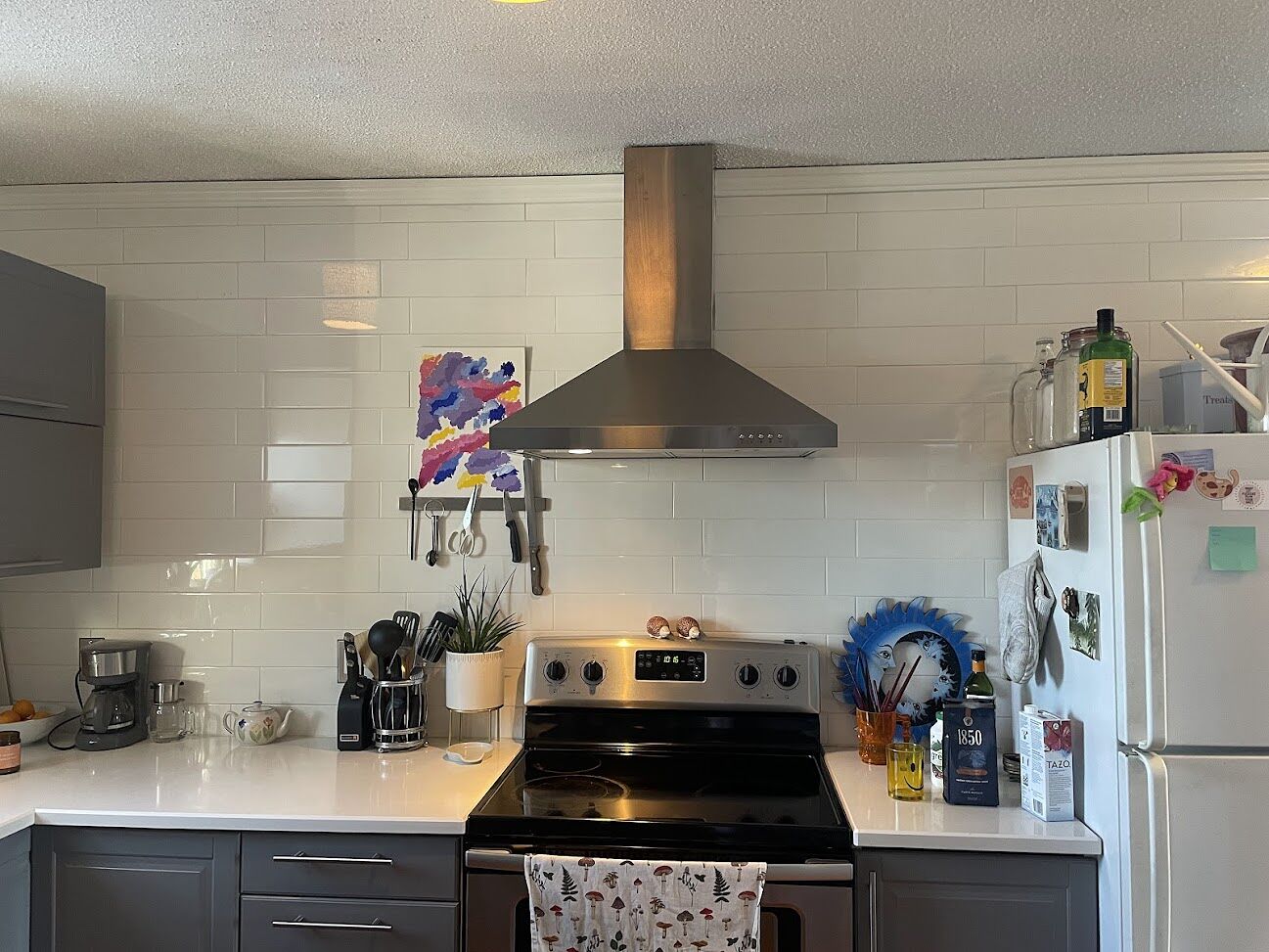 Calgary 2 + Den bedrooms Main Floor for rent. Property photo: 463279-1