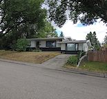 Thorncliffe - 2 Bedroom 2 Bathroom Bungalow with Double Garage