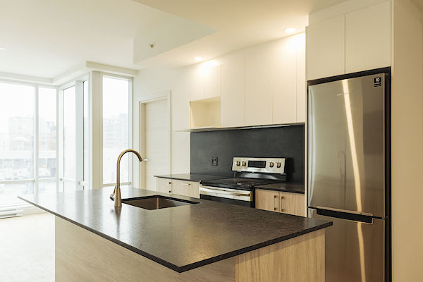 Montr&eacute;al bachelor bedrooms Apartment for rent. Property photo: 464323-2