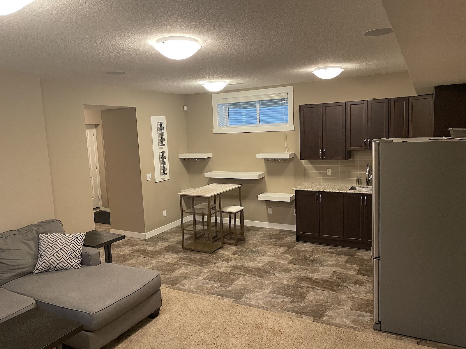 Calgary 1 bedroom Basement for rent. Property photo: 464831-1