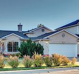 Large 5 Bedroom Home on in Hawkwood, available July 1 Northwest