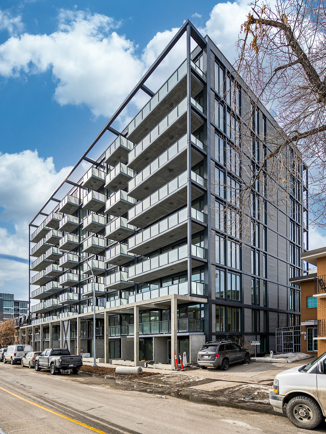 Calgary 2 bedrooms Condo Unit for rent. Property photo: 467928-1