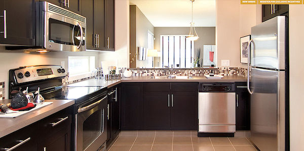 Calgary 3 bedrooms Townhouse for rent. Property photo: 46849-2