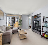Fully Furnished Executive Downtown Condo