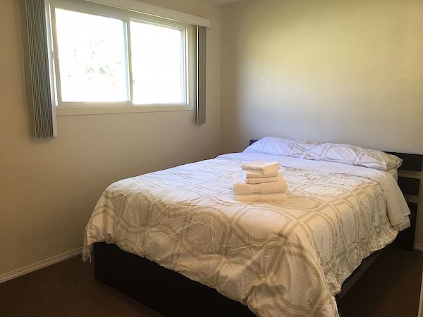 Calgary 1 bedroom Room For Rent for rent. Property photo: 469102-3