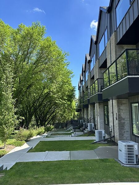 Calgary 3 bedrooms Townhouse for rent. Property photo: 469604-3