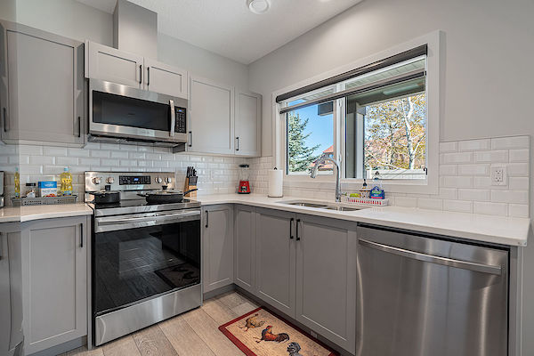 Calgary 2 bedrooms Basement for rent. Property photo: 471275-2