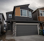 Executive Home in Belmont | 3 Bed + Bonus Room | Double Garage | Available Sept.