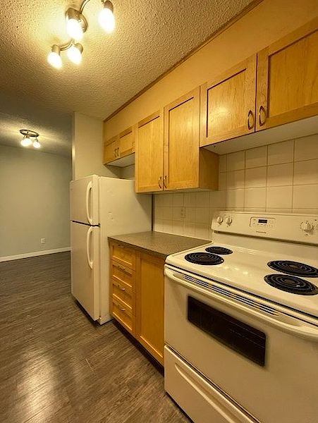 Calgary 2 bedrooms Townhouse for rent. Property photo: 472151-3