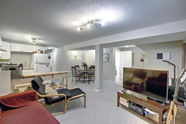 Calgary 2 bedrooms Basement for rent. Property photo: 473011-2