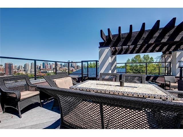 Calgary 2 bedrooms Condo Unit for rent. Property photo: 473344-1