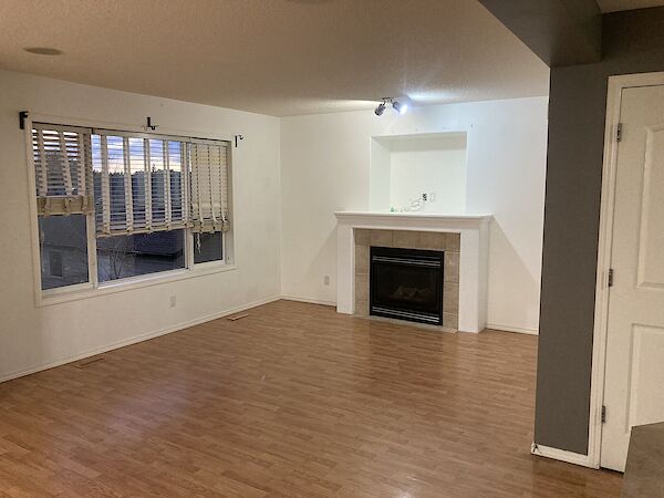 Calgary 3 bedrooms Main Floor for rent. Property photo: 474004-3