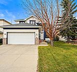 Family Friendly 3-Bedroom and 4-Bathroom Home