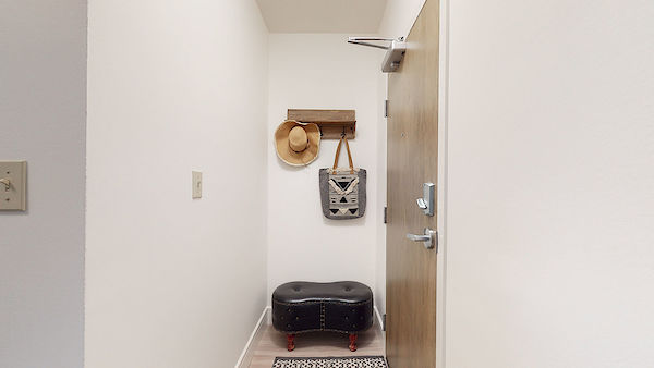 Edmonton studio Apartment for rent. Property photo: 474476-2