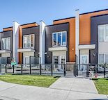 Gorgeous 3 bedroom, 3.5 bathroom Townhome in Kincora!