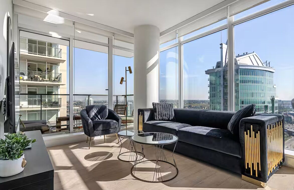 Calgary 2 bedrooms Condo Unit for rent. Property photo: 475334-1