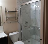 Newly renovated shower room, one Bedroom plus Den in Chinatown