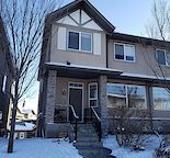 3-Bedroom and Double Garage Townhouse in Aspen Woods
