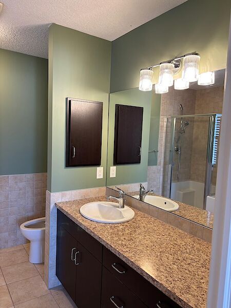 Calgary 3 bedrooms House for rent. Property photo: 476186-2