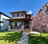 Live in style and comfort in this Beautiful Home in the Community of Walden  SE