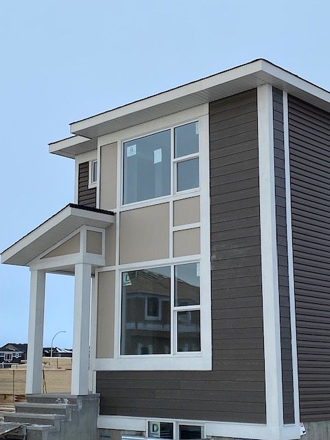 Calgary 3 bedrooms Main Floor for rent. Property photo: 478603-1