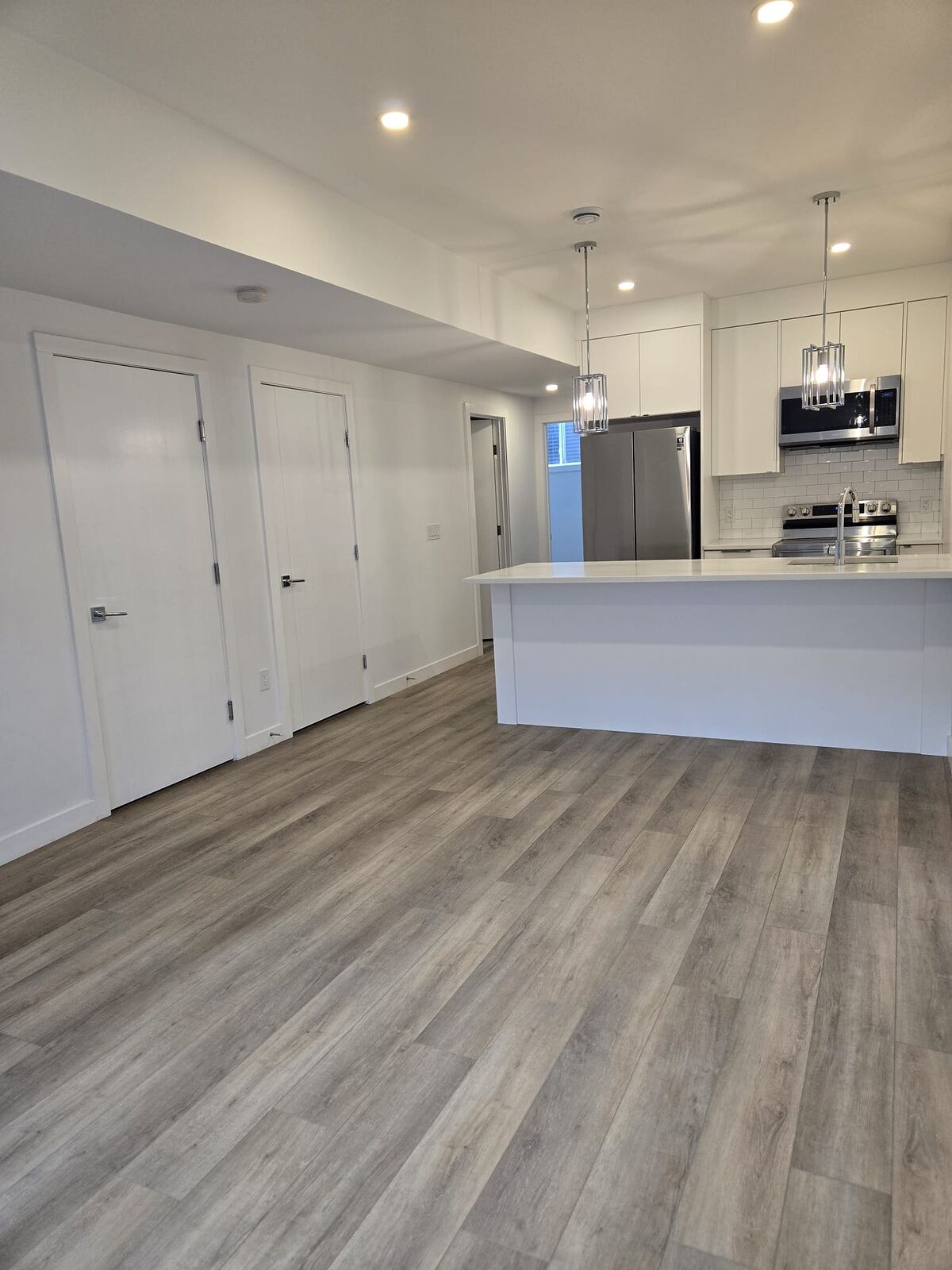 Calgary 2 bedrooms Basement for rent. Property photo: 479472-1