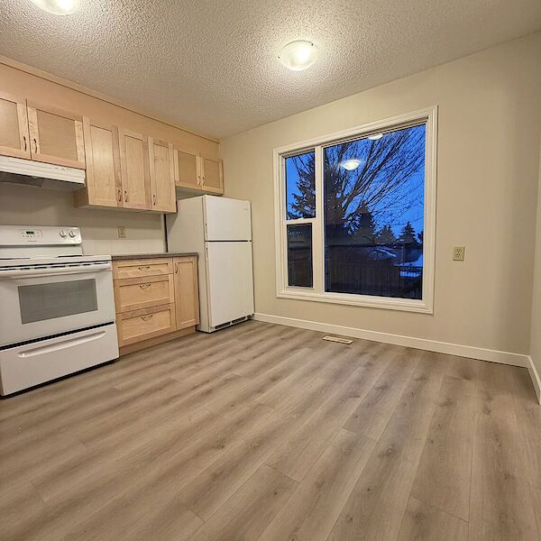 Calgary 2 bedrooms Townhouse for rent. Property photo: 479801-3