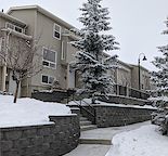 FANTASTIC 2 BED IN POPULAR COMPLEX WITH AMAZING CURB APPEAL
