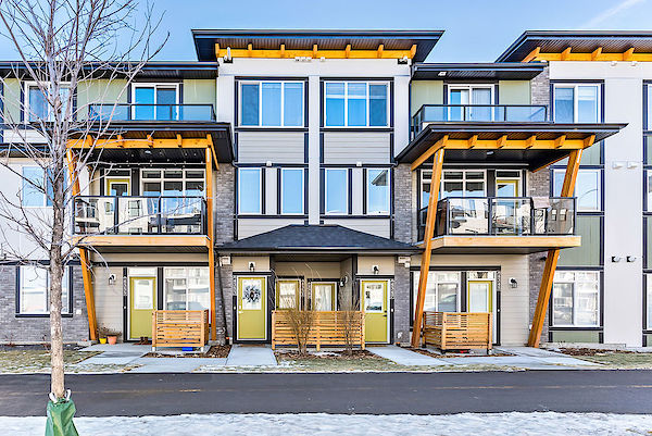 Calgary 2 bedrooms Townhouse for rent. Property photo: 480501-2