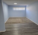 NEWLY REFURBISHED 2 BEDROOM BASEMENT SUITE.....SEPARATE heating control.