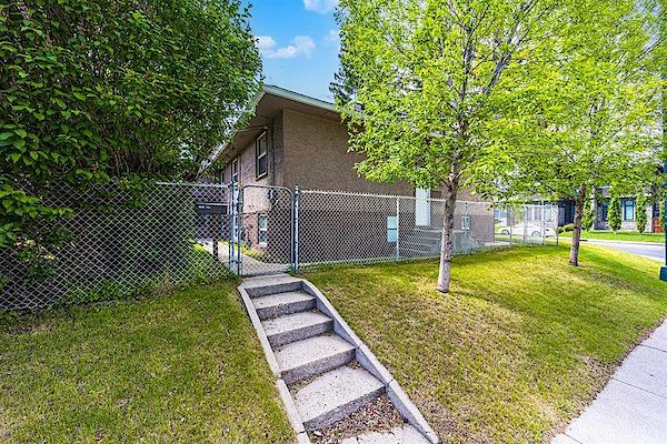 Calgary 2 bedrooms Duplex for rent. Property photo: 480990-3