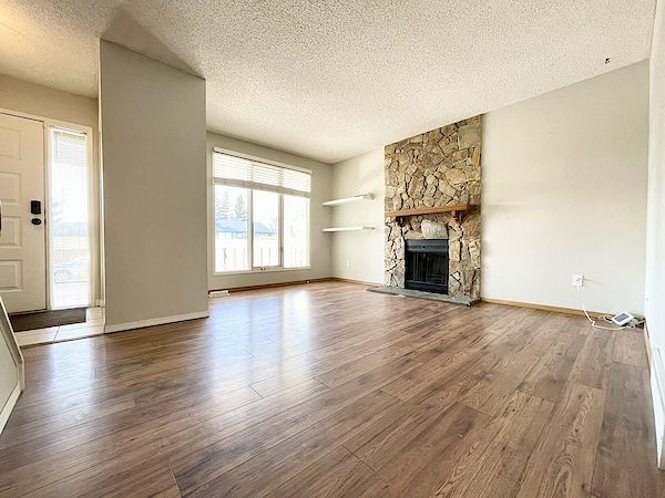 Calgary 3 bedrooms House for rent. Property photo: 481421-3