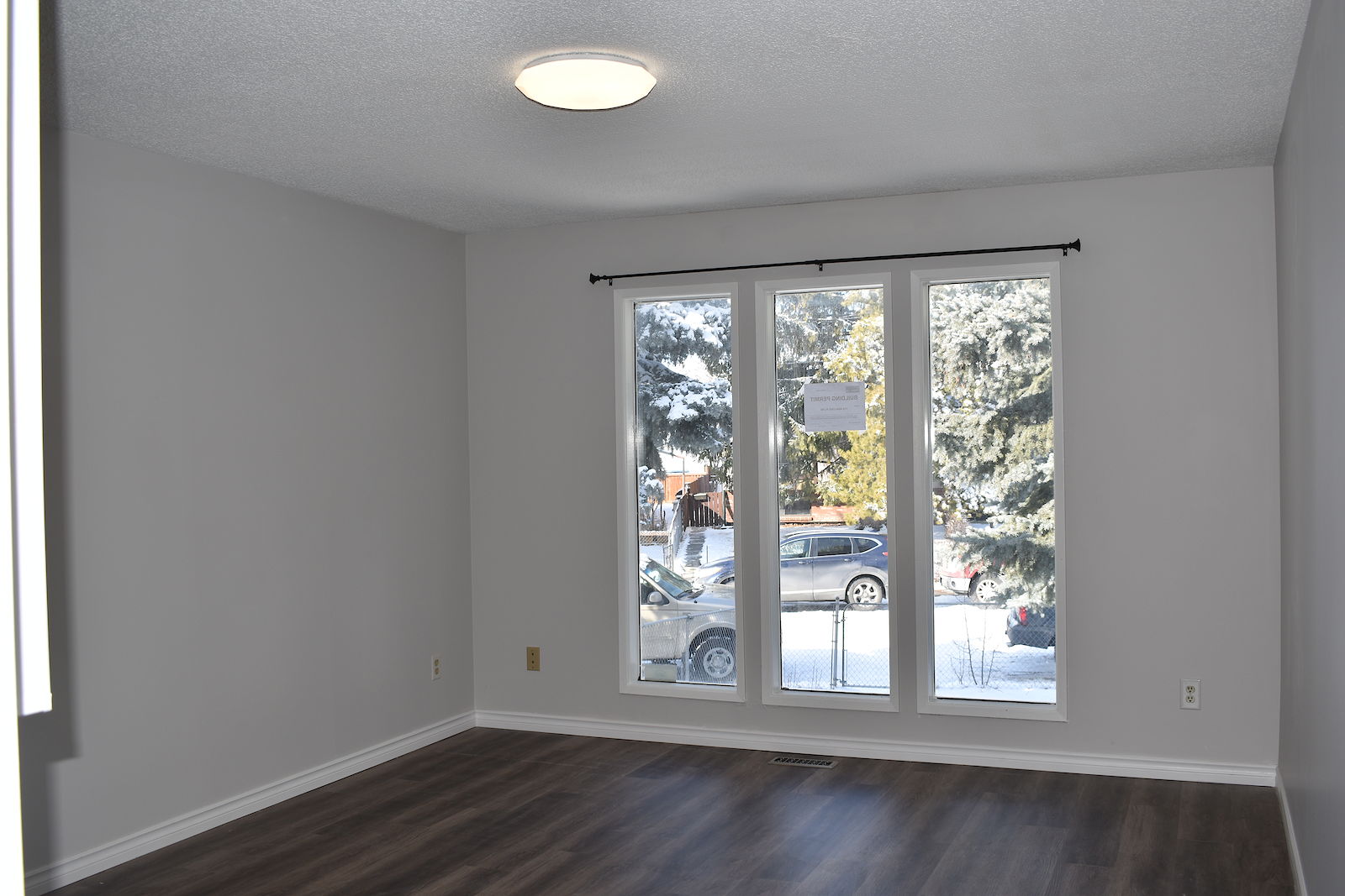 Calgary 2 bedrooms Main Floor for rent. Property photo: 481591-1