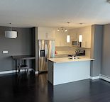 2 Bedrooms 2 Bathrooms Top Floor, Heated Underground Parking