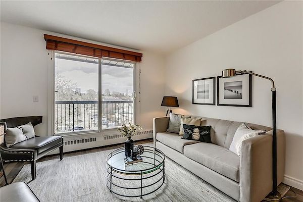Calgary 1 bedroom Condo Unit for rent. Property photo: 482193-2